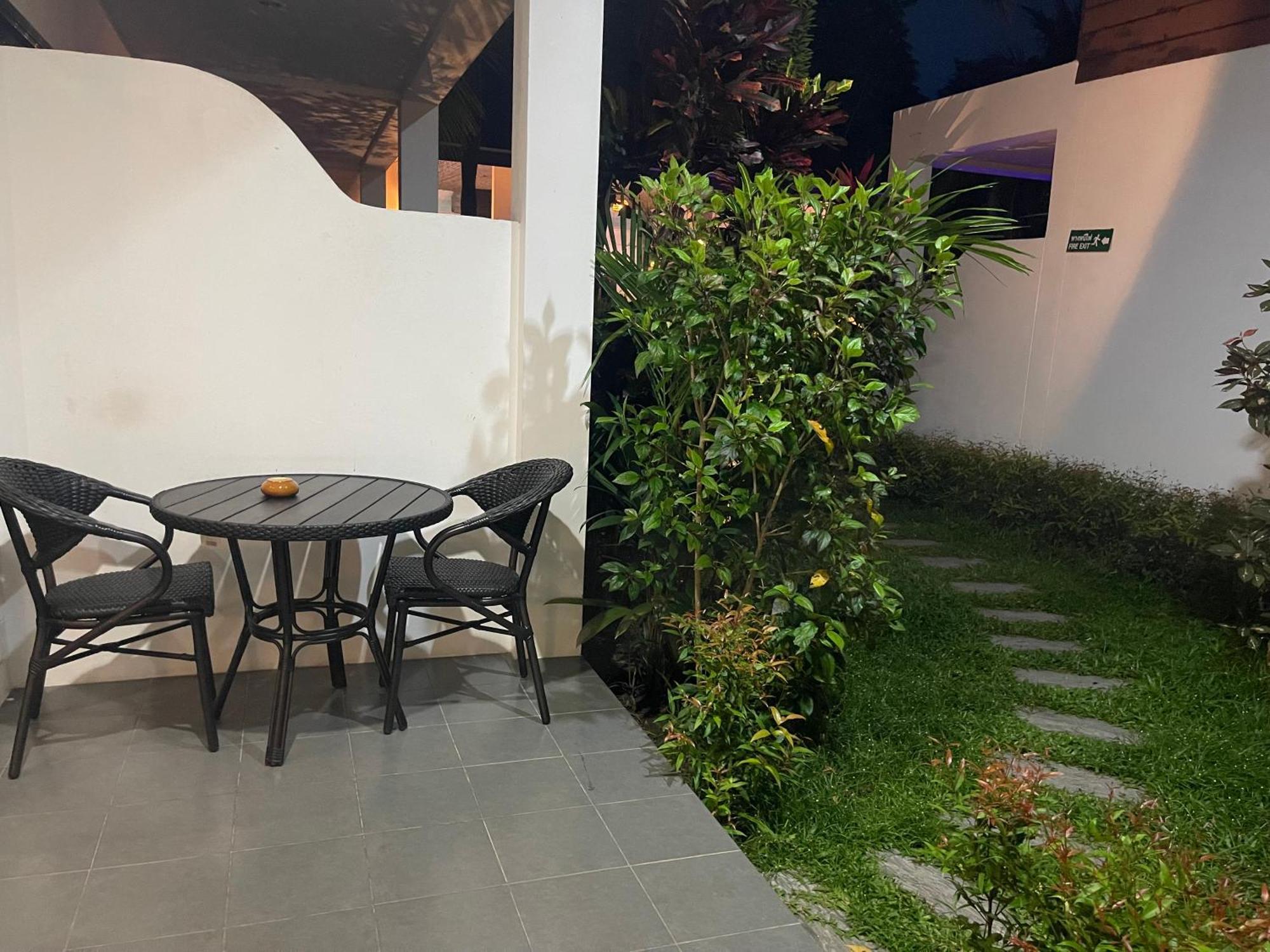 Lotus Bleu Resort & Restaurant Rawai エクステリア 写真