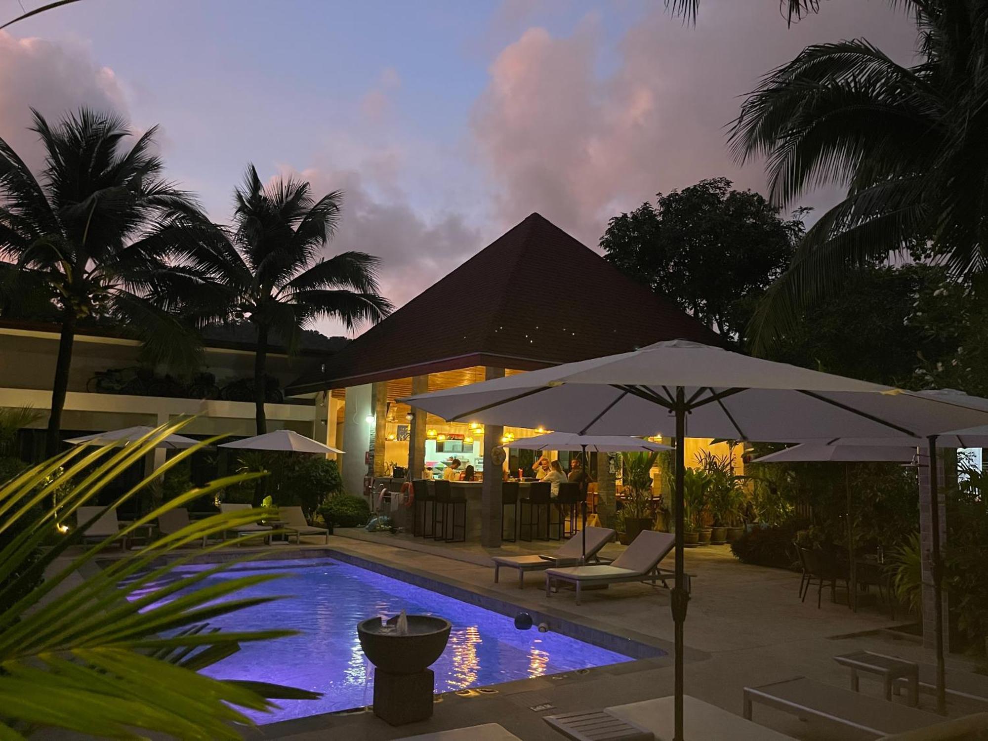 Lotus Bleu Resort & Restaurant Rawai エクステリア 写真